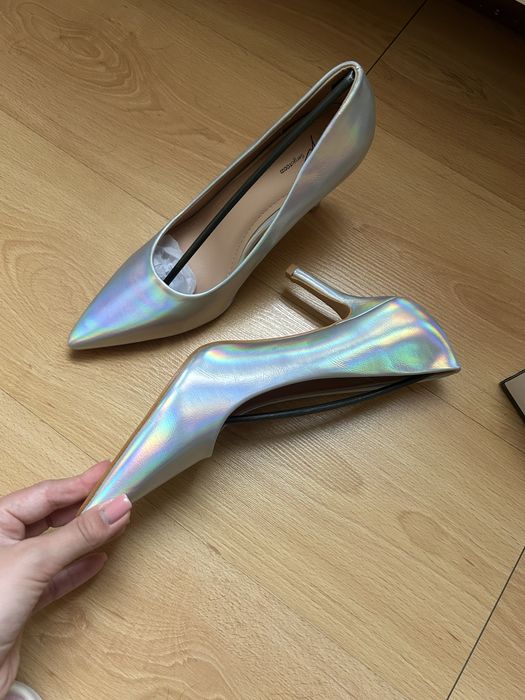 дамски обувки на висок ток