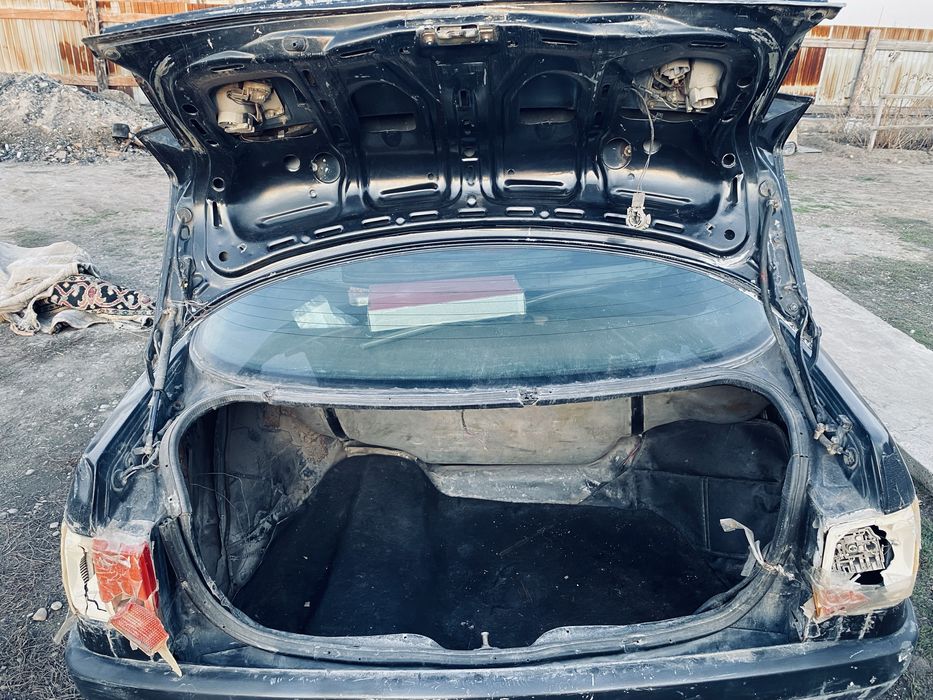 Продается ауди 80 срочноо