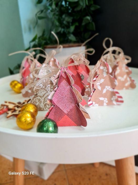 Коледни късметчета