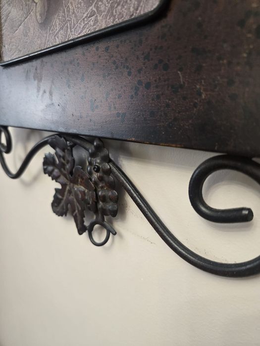 Tablouri lemn masiv si cadru metal superb