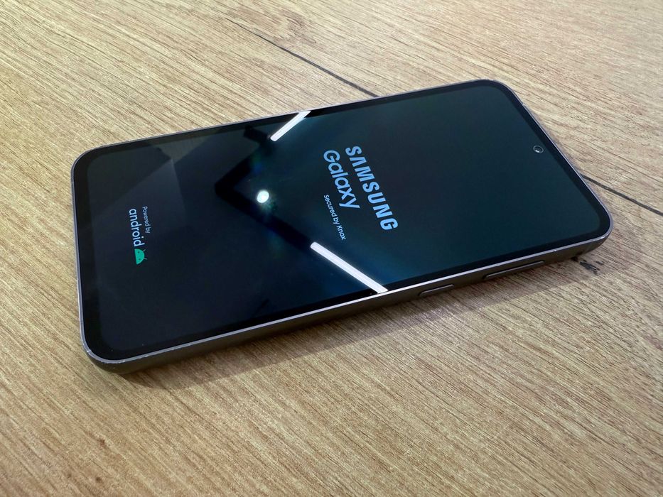 Samsung S23 FE Graphite, 128GB, 8GB Ram, Factura & Garantie