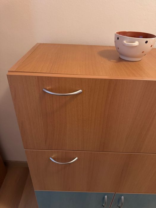 Шкаф за обувки с три отделения