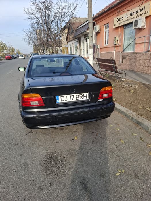 Se vinde BMW 525  d an 2003