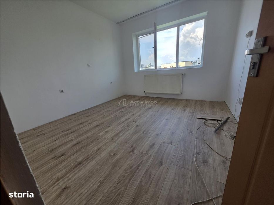 3 camere,61 mp, ET. 4, LOC PARCARE, zona OBOR