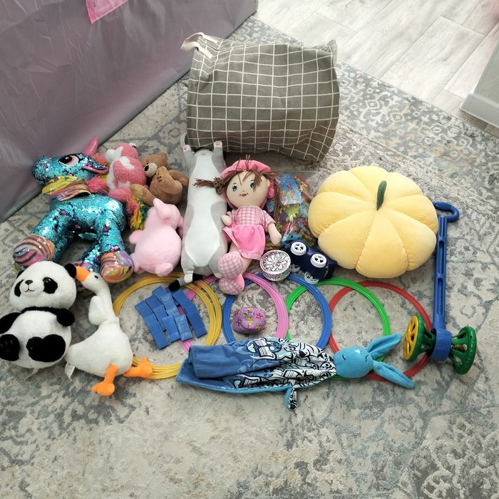 Детские игрушки в одни руки. Все в отличном состоянии