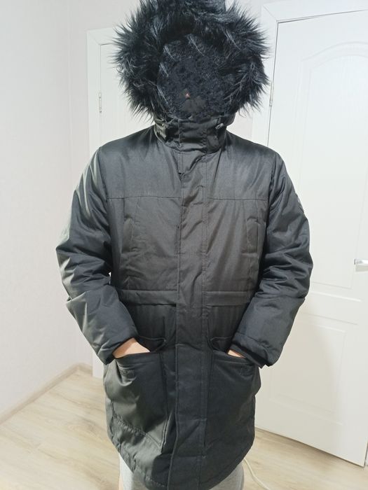 Продам зимние куртку!