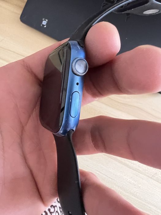 Продам apple watch 7 45 mm