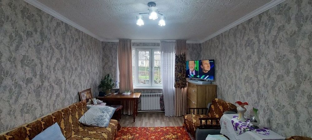 Срочно продается 2-х комнатная квартира в Янгихаётском районе Спутник