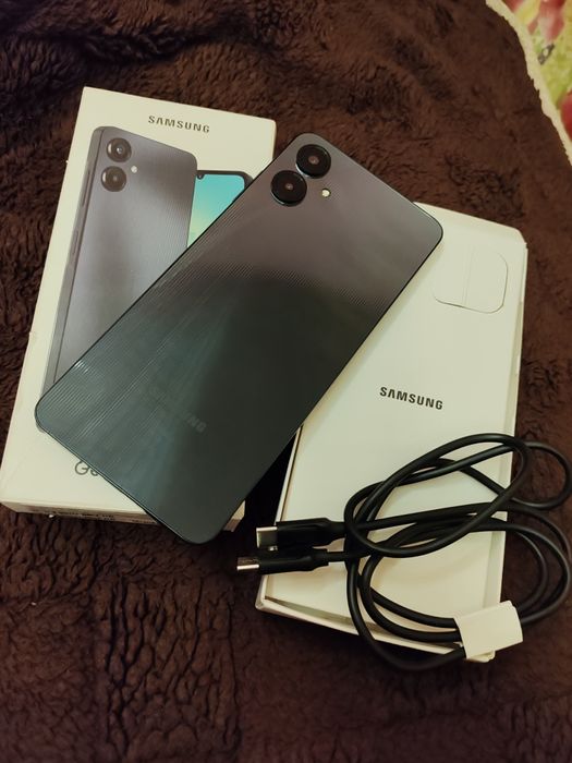Продам Samsung A06