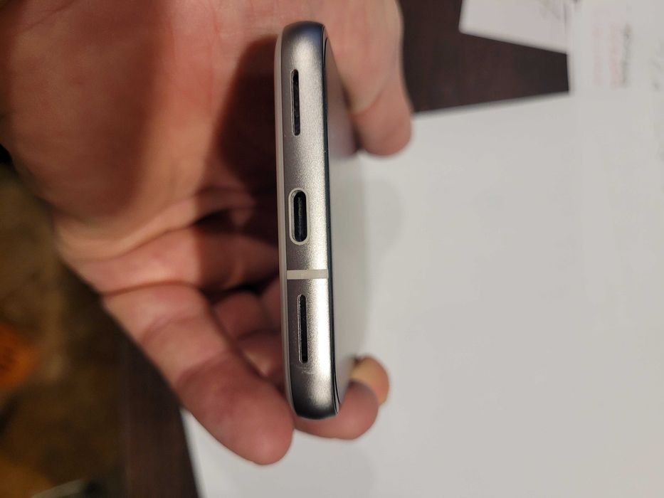 Google Pixel 8a, чисто нов, с 2 год. от ЕМАГ