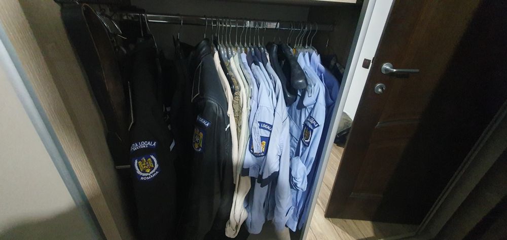 Uniforma politia locala