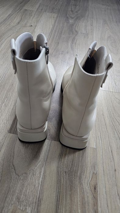 Ghete dama piele
