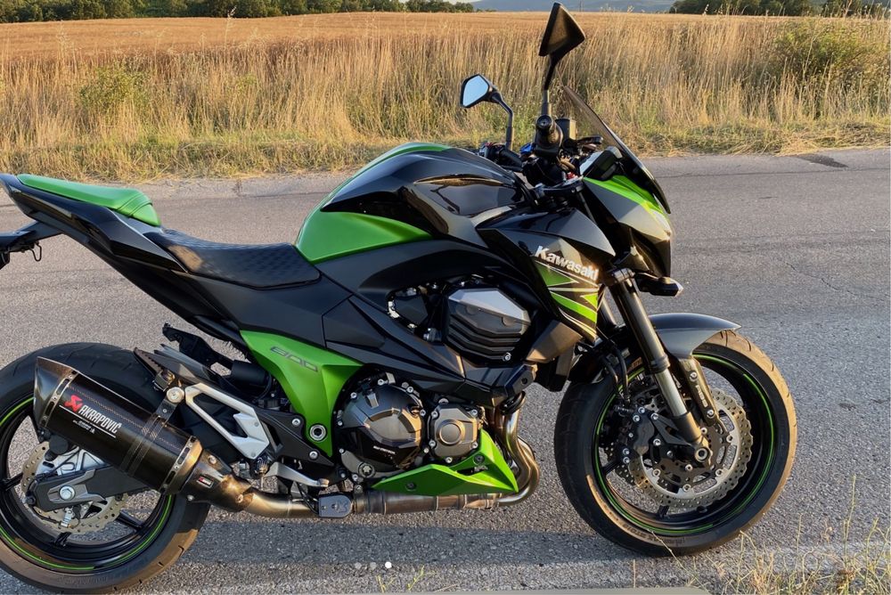 Мотоциклет Kawasaki Z800 2014 година