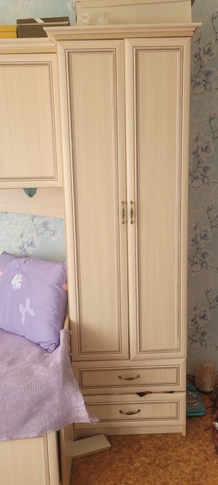 Продаётся детский спальни гарнитур.