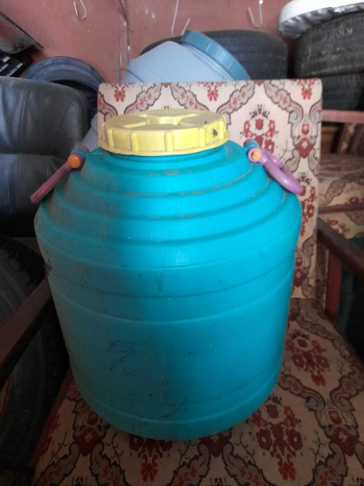 Bidoane de varza diferite dimensiuni