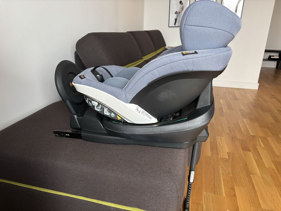 Besafe Izi Modular X1 столче с база