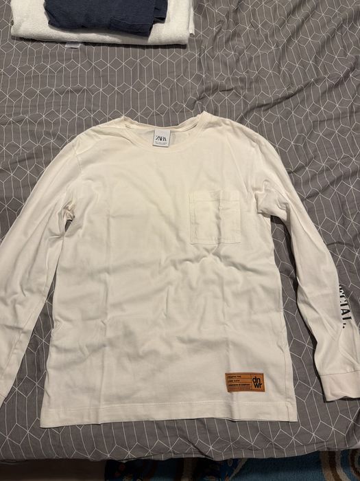 Bluza cu maneca lunga de la zara alba