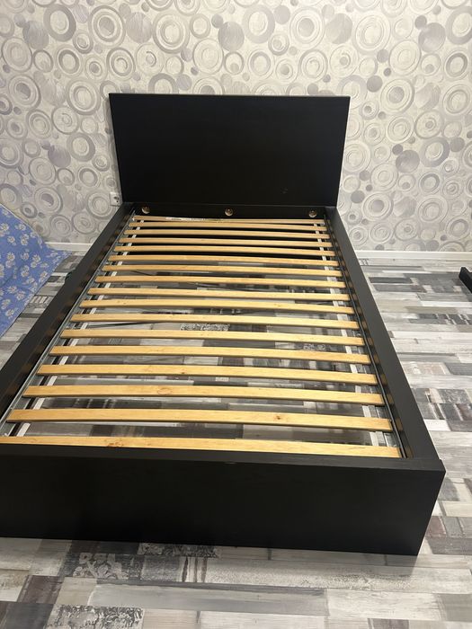 Продам кровать Ikea
