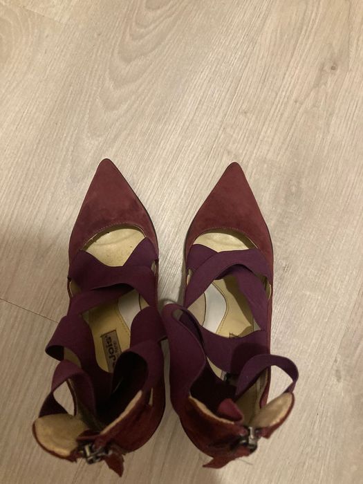 Елегантни обувки от естествен велур. Размер 38.