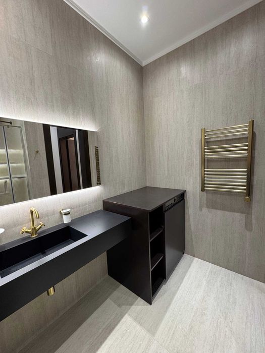 Сдаётся в аренду квартира премиум-класса с авторским ремонтом