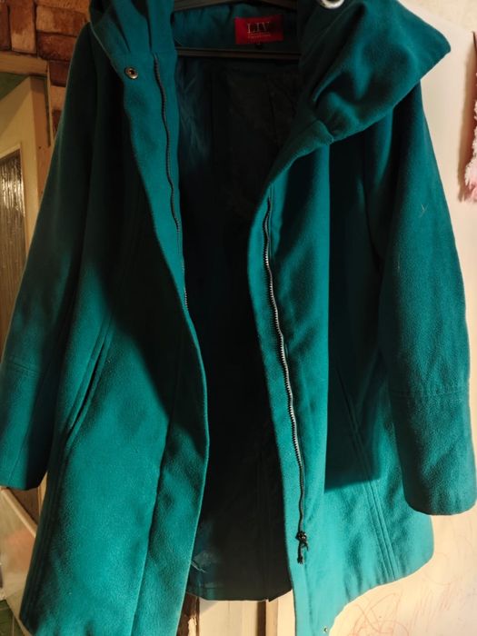 Продам современное пальто