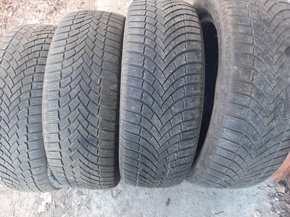 Продам шины. 235/55/20 бриджестон