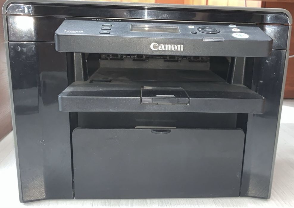 Продается МФУ (принтер)