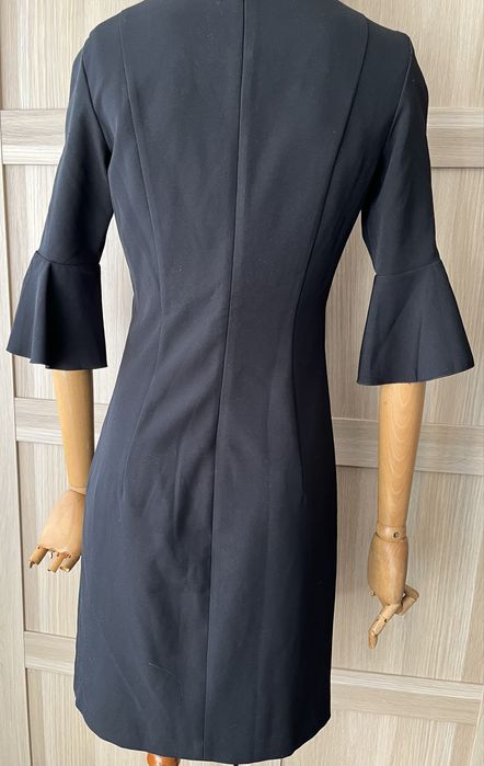 Малка елегантна черна рокля DiKa