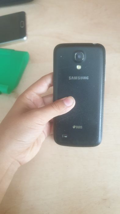 Продам самсунг С4 мини
