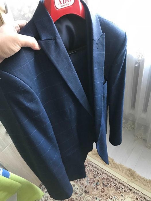 Продам мужской костюм
