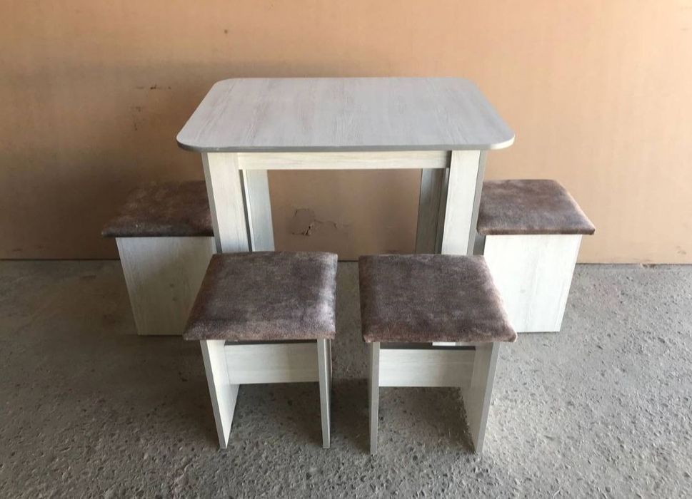 Уголок для дома кухни