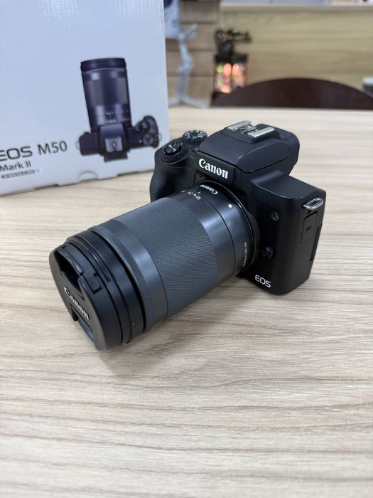 Canon M50 mark2 18-150mm STM