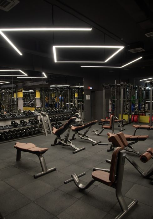 продам абонемент champion fitness на 6+ мес.