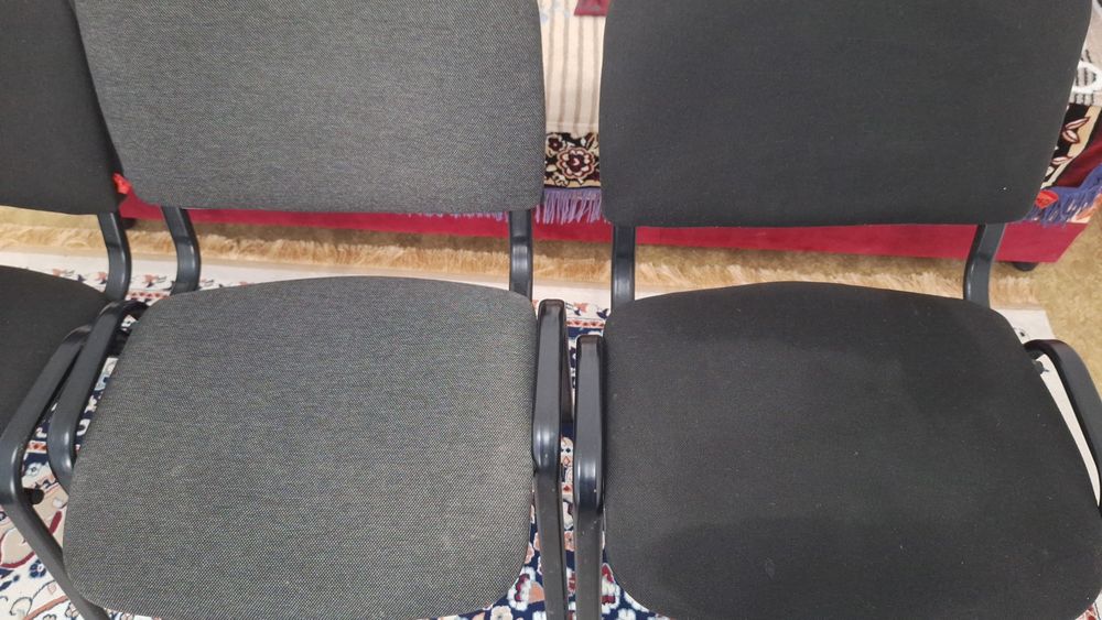 Стульчиктер сатылады