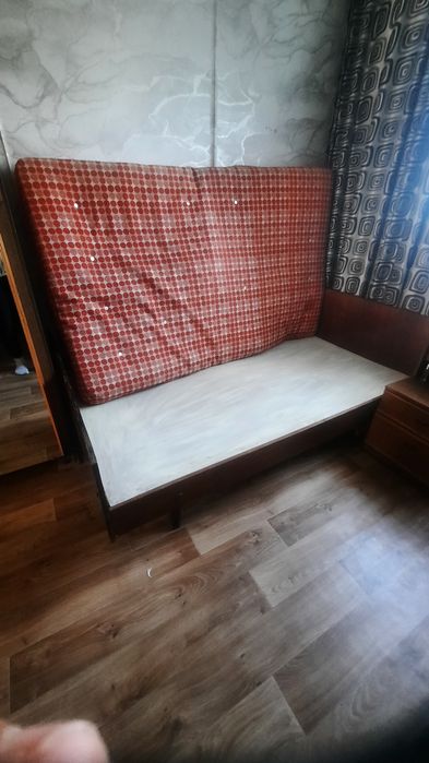 Продам кровать в хорошем состоянии
