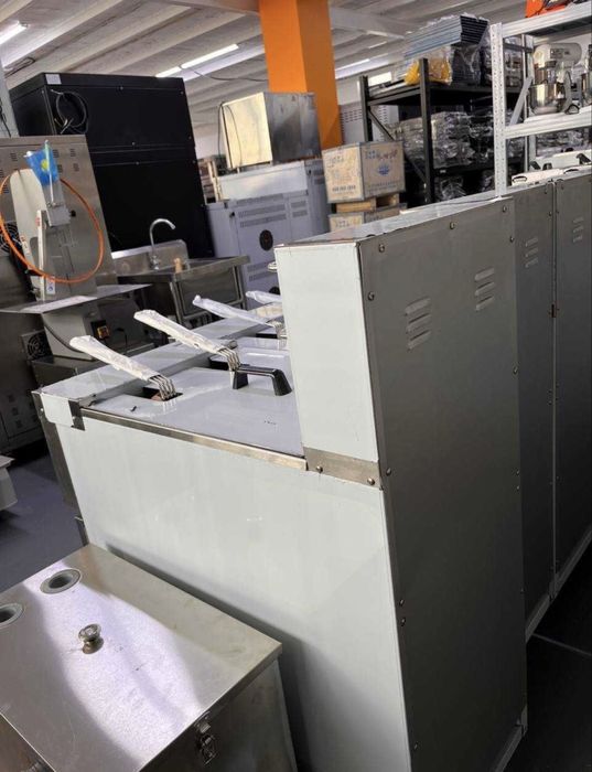 Фритюрница BROSKO BDF-26 (30 л)