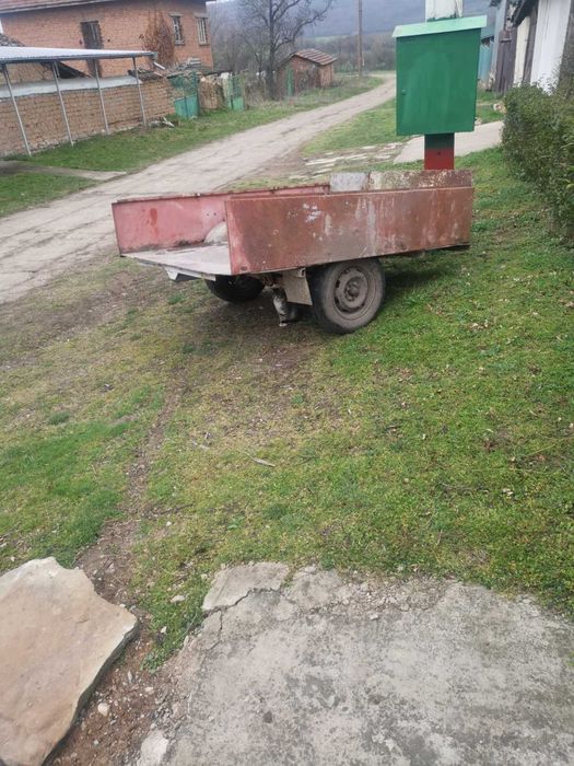 Продавам ремарке