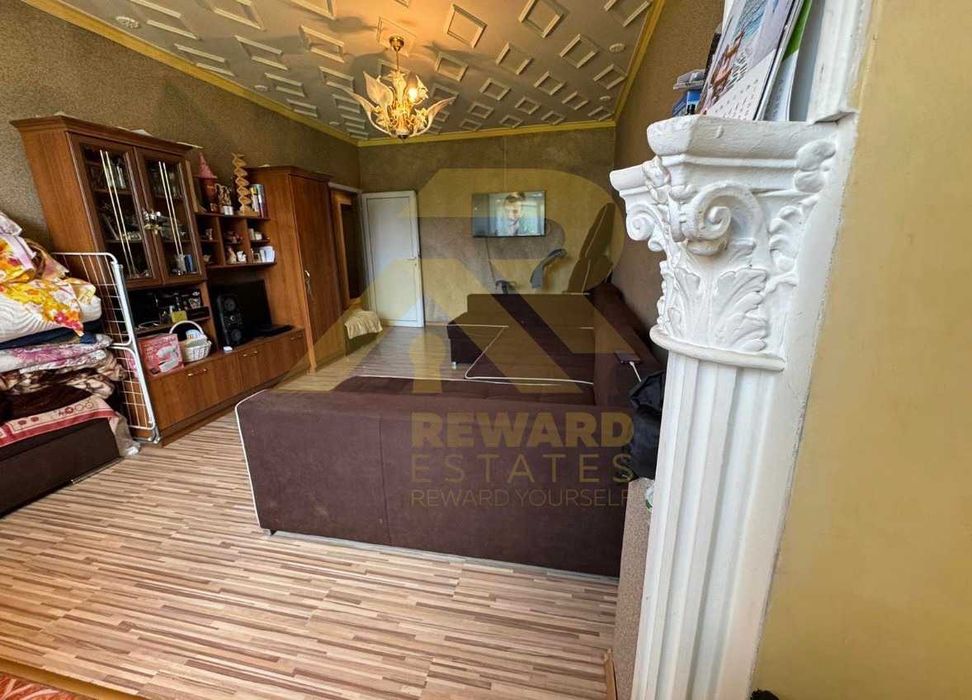 Продава се Двустаен апартамент в София, Център - 65 кв.м за 2154 €/кв.м - Снимка #3