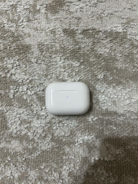 Продам AirPods Pro 1