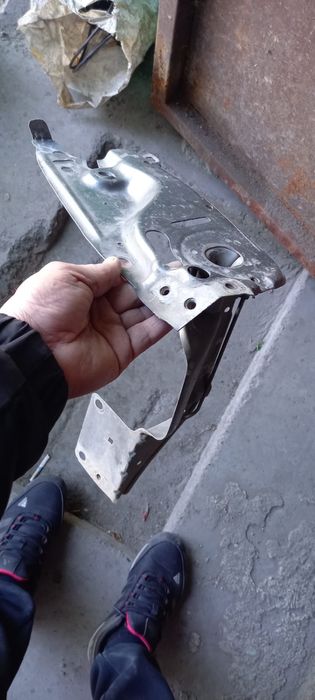 Продам телевизор на ауди в4
