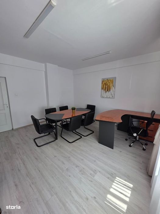 Inchiriez Birou Mobilat 20mp - Piata Romana / Ultracentral - Parter