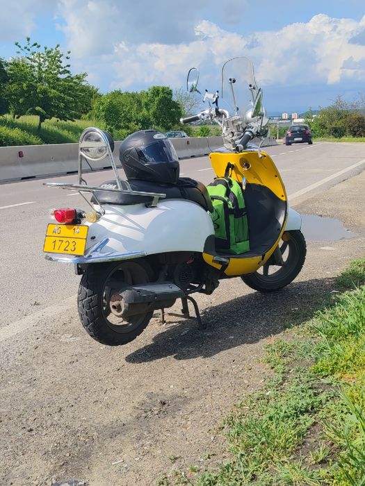 Scuter benzina Sym 4t 49 cc