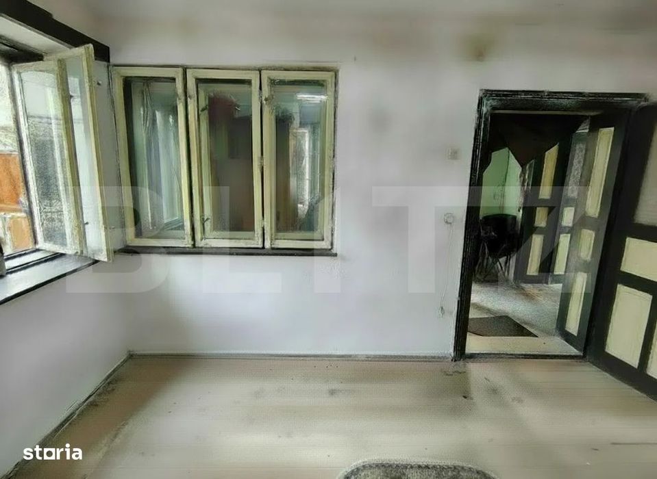 Casa taraneasca cu 180 mp utili si teren de 1360 mp, Aschileu Mare