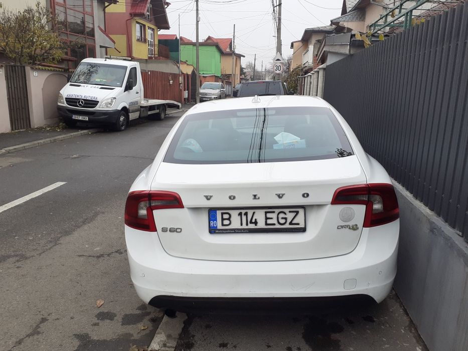 VOLVO S60 2012 — imagine 2