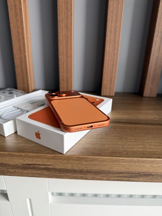 Iphone 17 Pro Orange - Ca Nou