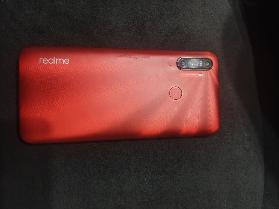 Realme C3 2/32Gb Sotiladi