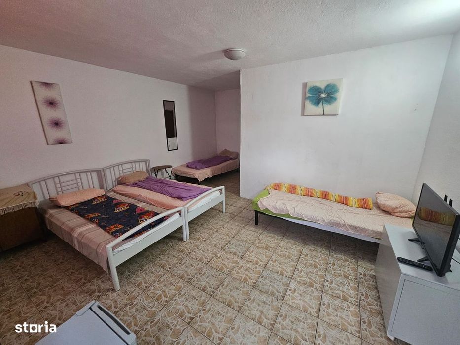 Casă de închiriat în Curtea de Argeș.