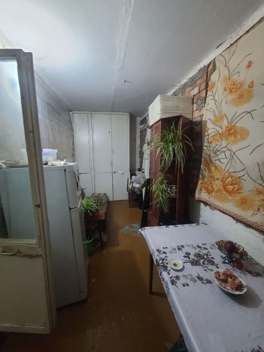 Срочно продаётся 2 комнатная квартира в городе Чирчике