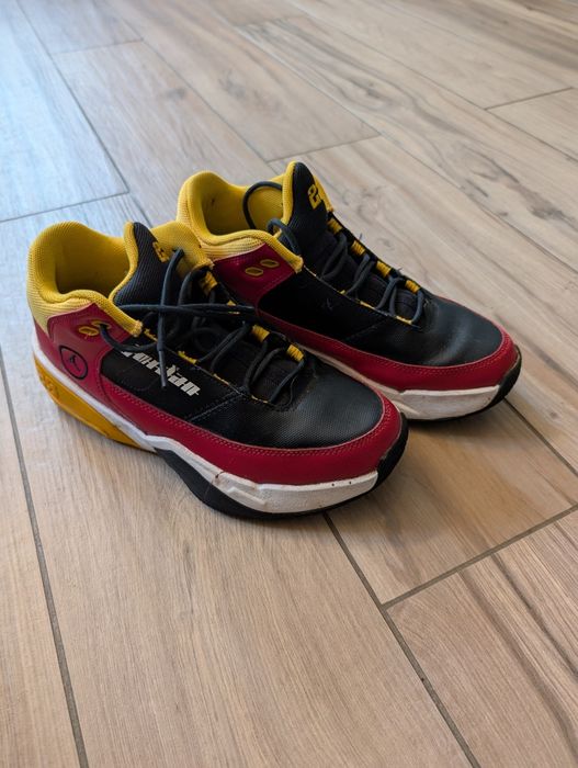 vand papuci Jordan Max Aura 3 SE