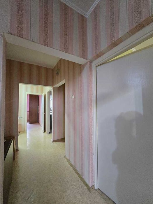 Продам 4-комнатную квартиру Орбита 2